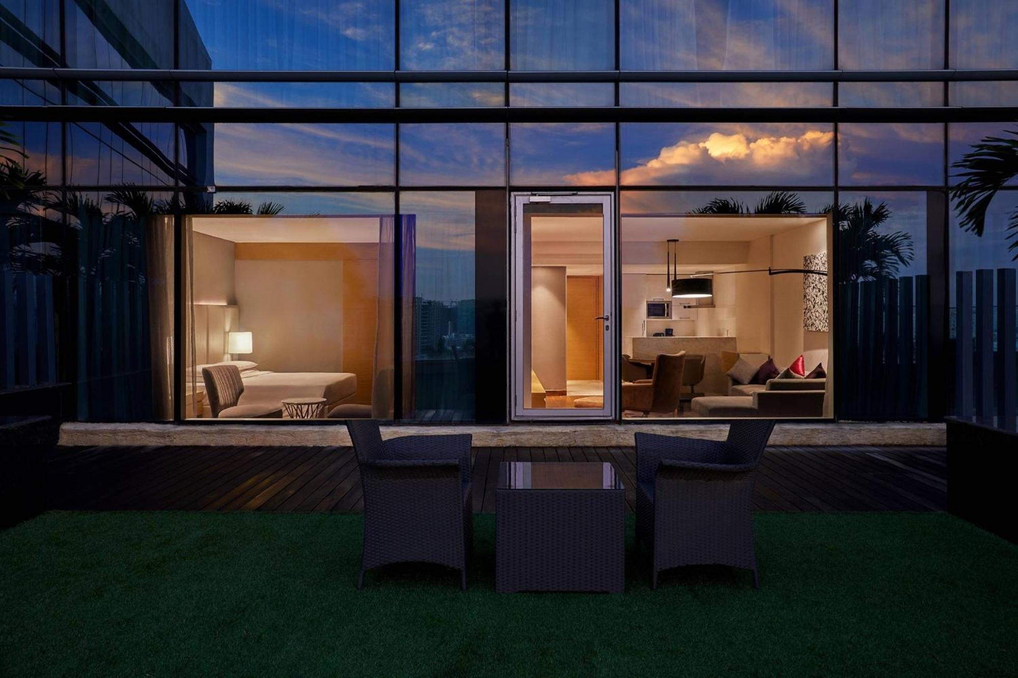 Marriott Executive Apartments Haïdarabad Extérieur photo